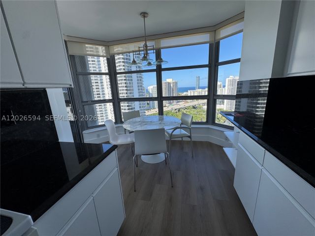 2-bedroom condo for sale in Aventura - 3530 Mystic Pointe Dr 2709 - MondialRealty