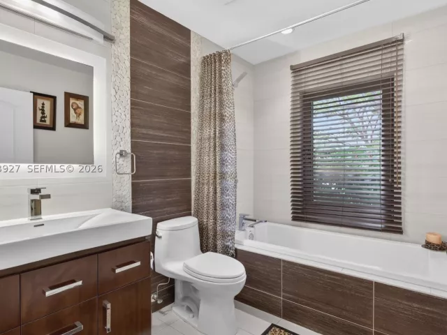 3-bedroom home for sale in Pompano Beach - 3408 Dover Rd - MondialRealty