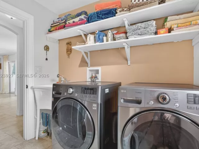 3-bedroom home for sale in Pompano Beach - 3408 Dover Rd - MondialRealty