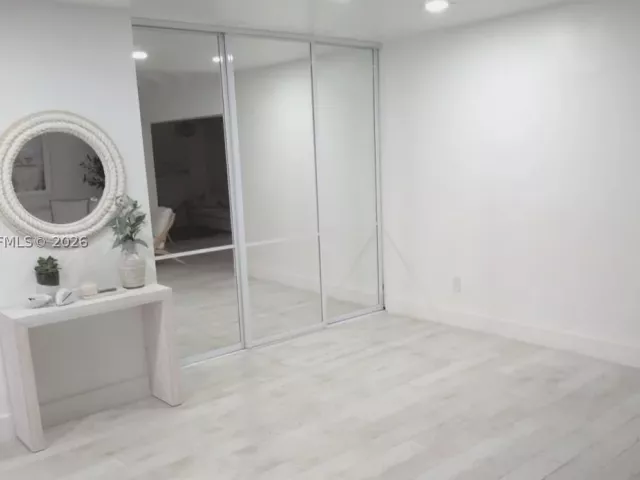 4-bedroom home for rent in Key Biscayne - 665 Allendale Rd - MondialRealty