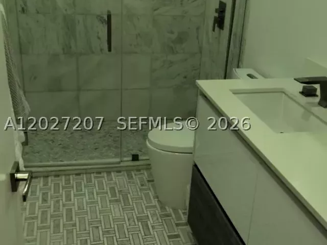 4-bedroom home for rent in Key Biscayne - 665 Allendale Rd - MondialRealty