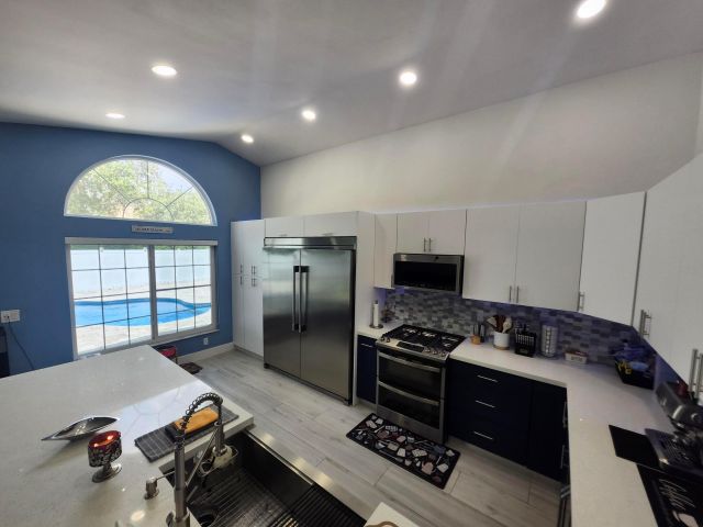 3-bedroom home for sale in Pembroke Pines - 1582 NW 135th Avenue - MondialRealty