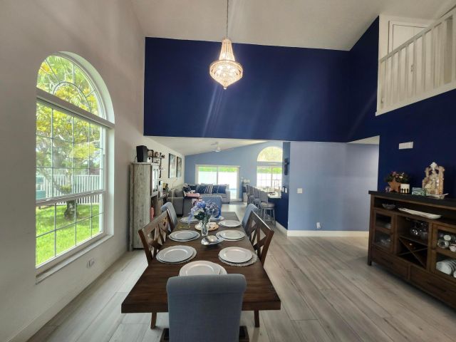 3-bedroom home for sale in Pembroke Pines - 1582 NW 135th Avenue - MondialRealty