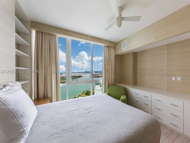 4-bedroom condo for rent in Miami Beach - 100 S Pointe Dr 3407 - MondialRealty