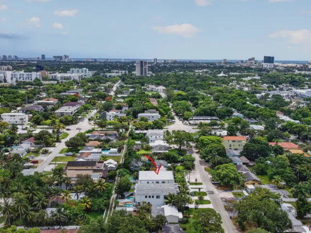 4-bedroom home for sale in Fort Lauderdale - 509 SW 11th Street - MondialRealty