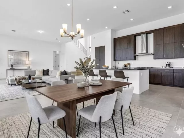 6-bedroom home for rent in Boca Raton - 9523 Riverside Park Drive - MondialRealty