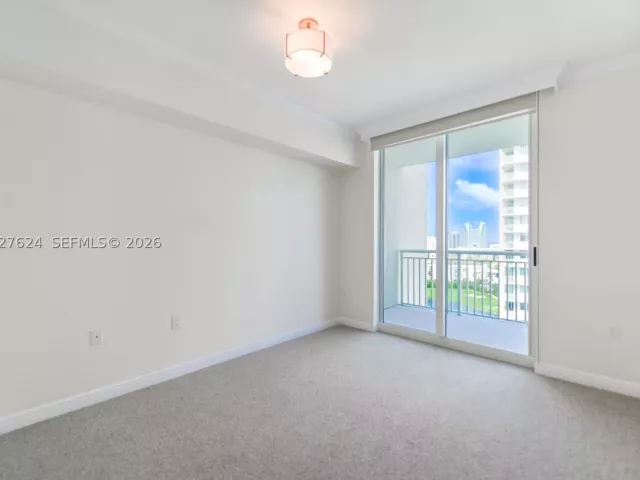 3-bedroom condo for sale in Hallandale Beach - 1745 E Hallandale Beach Blvd 1903W - MondialRealty