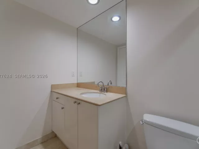 3-bedroom condo for sale in Hallandale Beach - 1745 E Hallandale Beach Blvd 1903W - MondialRealty