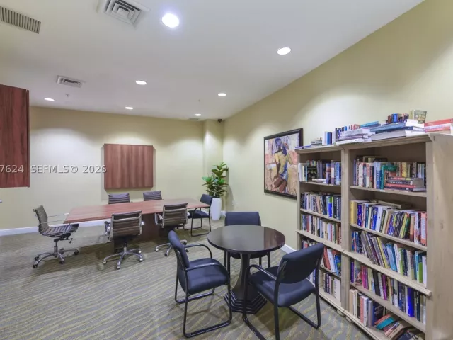 3-bedroom condo for sale in Hallandale Beach - 1745 E Hallandale Beach Blvd 1903W - MondialRealty