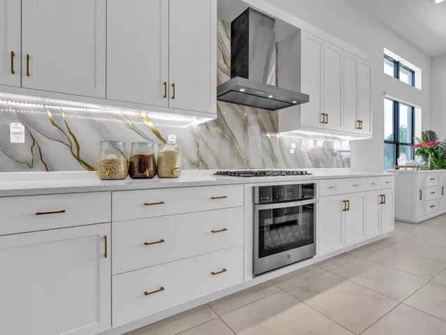 4-bedroom home for rent in Boca Raton - 9524 Riverside Park Drive - MondialRealty