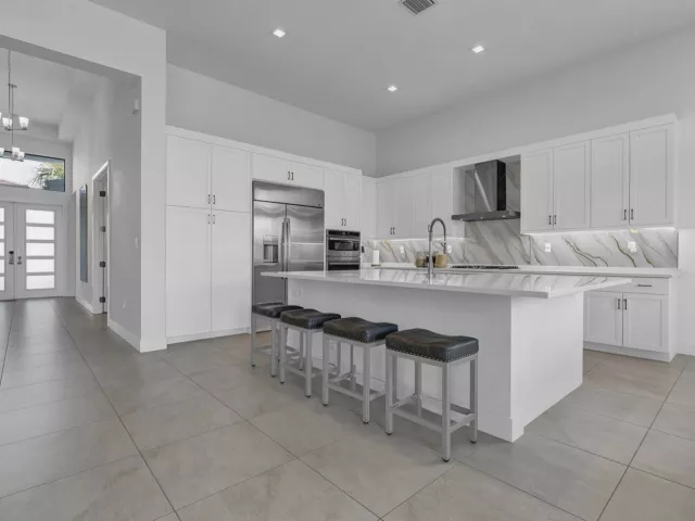 4-bedroom home for rent in Boca Raton - 9524 Riverside Park Drive - MondialRealty