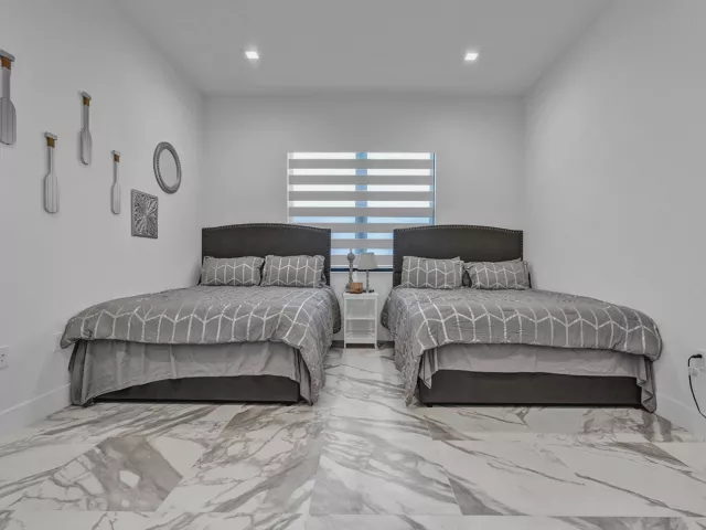 4-bedroom home for rent in Boca Raton - 9524 Riverside Park Drive - MondialRealty