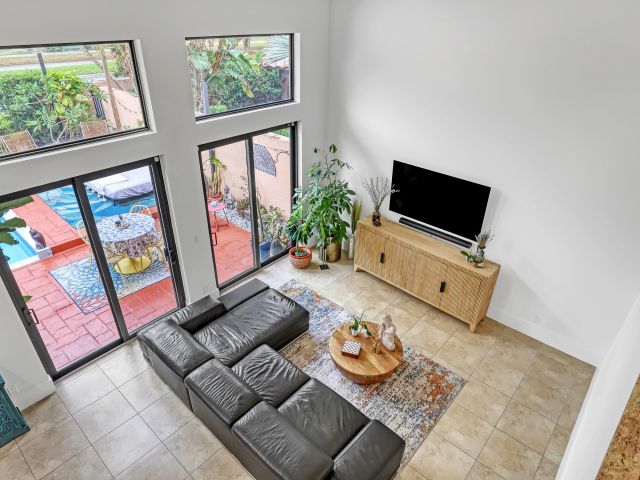 4-bedroom home for sale in Boca Raton - 6532 Via Rosa - MondialRealty