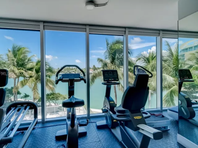 3-bedroom condo for sale in Miami Beach - 6700 Indian Creek Dr 1102 - MondialRealty