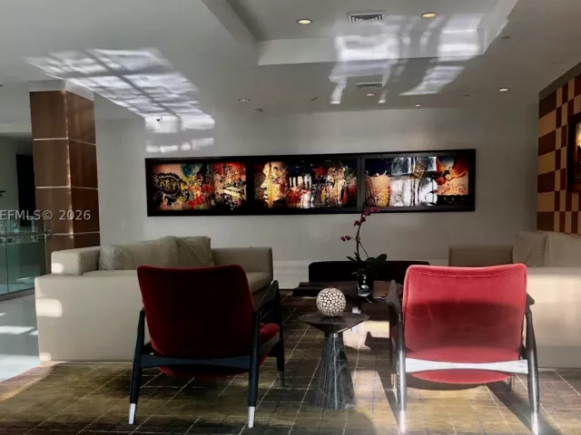 2-bedroom condo for rent in Miami - 1800 N Bayshore Dr 905 - MondialRealty