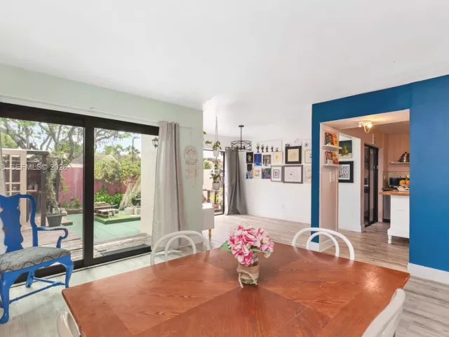 2-bedroom home for sale in Miami - 9055 SW 149th Pl - MondialRealty