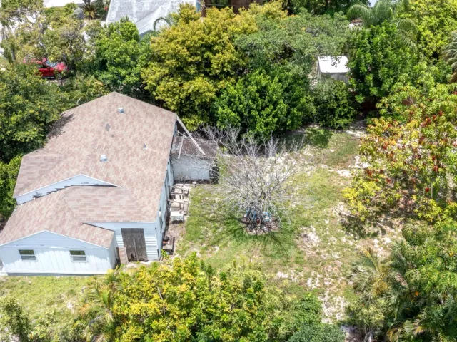 home for sale in Delray Beach - 229 SW 4th Avenue - MondialRealty