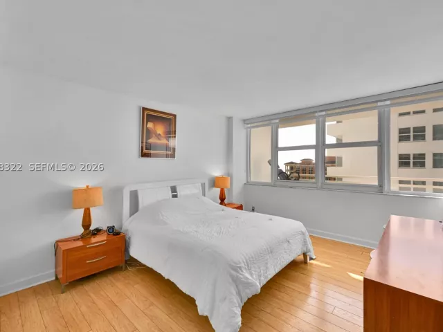 2-bedroom condo for sale in Hallandale Beach - 2030 S Ocean Dr 2018 - MondialRealty