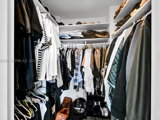 2-bedroom condo for sale in Hallandale Beach - 2030 S Ocean Dr 2018 - MondialRealty