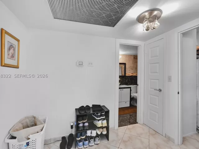 2-bedroom condo for sale in Hallandale Beach - 2030 S Ocean Dr 2018 - MondialRealty