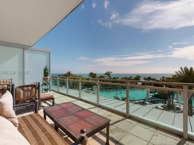 3-bedroom condo for rent in Bal Harbour - 10295 Collins Ave 205 - MondialRealty