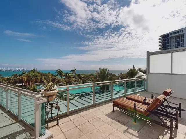 3-bedroom condo for rent in Bal Harbour - 10295 Collins Ave 205 - MondialRealty