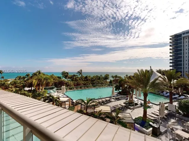 3-bedroom condo for rent in Bal Harbour - 10295 Collins Ave 205 - MondialRealty