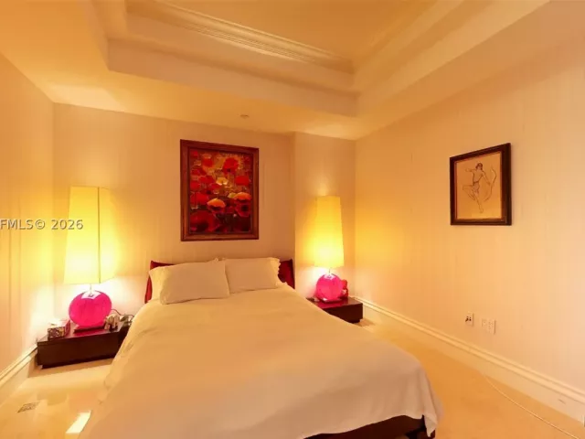 3-bedroom condo for rent in Bal Harbour - 10295 Collins Ave 205 - MondialRealty