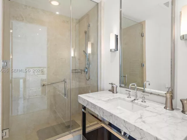 3-bedroom condo for sale in Bal Harbour - 9701 Collins Ave 2001S - MondialRealty