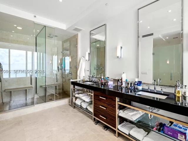 3-bedroom condo for sale in Bal Harbour - 9701 Collins Ave 2001S - MondialRealty