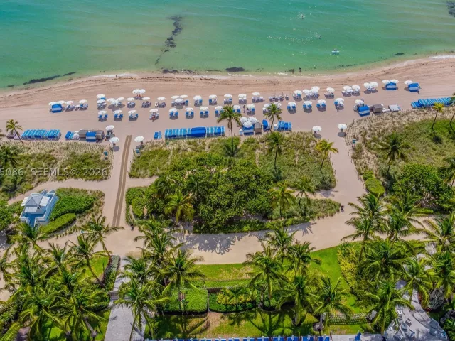 3-bedroom condo for sale in Bal Harbour - 9701 Collins Ave 2001S - MondialRealty