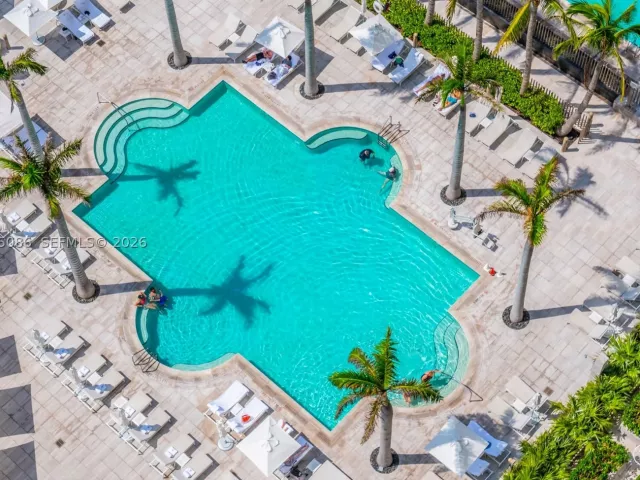 3-bedroom condo for sale in Bal Harbour - 9701 Collins Ave 2001S - MondialRealty