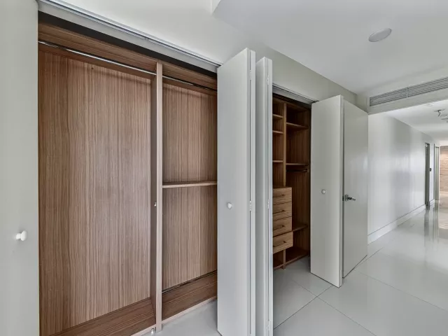 3-bedroom condo for rent in Miami - 600 NE 27th Street 1605 - MondialRealty