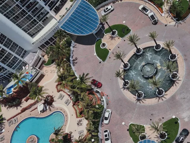 2-bedroom condo for rent in Sunny Isles Beach - 18201 Collins Ave 4101A - MondialRealty