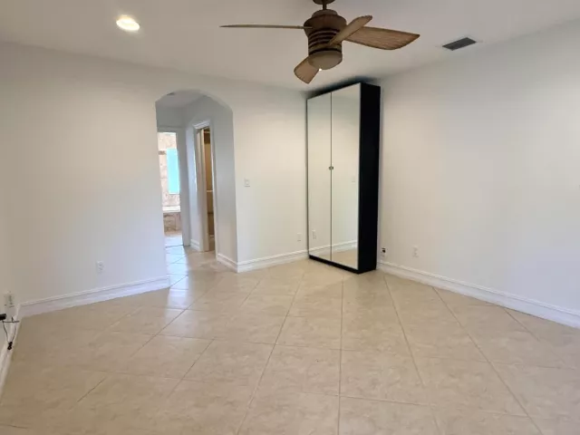 3-bedroom home for rent in Boca Raton - 3509 NW 26th Court - MondialRealty