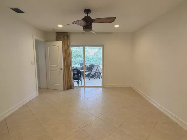 3-bedroom home for rent in Boca Raton - 3509 NW 26th Court - MondialRealty