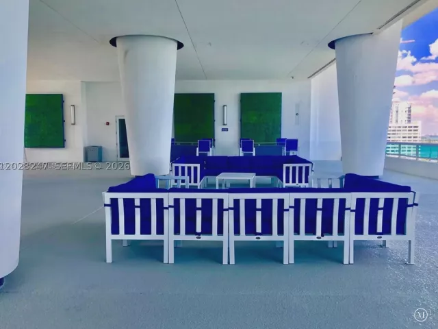2-bedroom condo for rent in Miami - 1800 N Bayshore Dr 2310 - MondialRealty