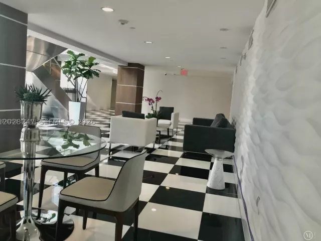 2-bedroom condo for rent in Miami - 1800 N Bayshore Dr 2310 - MondialRealty