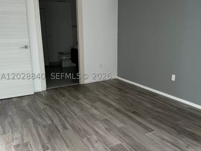 1-bedroom condo for sale in Miami - 801 S Miami Ave 1808 - MondialRealty