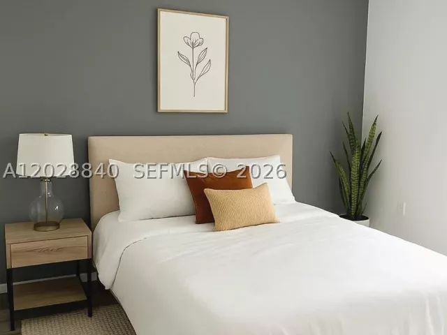 1-bedroom condo for sale in Miami - 801 S Miami Ave 1808 - MondialRealty
