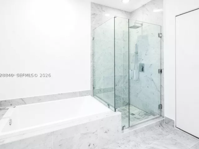 1-bedroom condo for sale in Miami - 801 S Miami Ave 1808 - MondialRealty