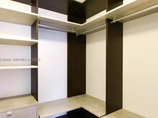 1-bedroom condo for sale in Miami - 801 S Miami Ave 1808 - MondialRealty