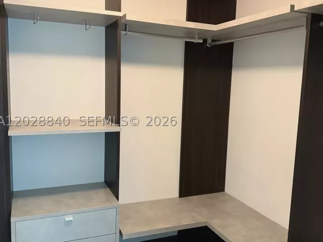 1-bedroom condo for sale in Miami - 801 S Miami Ave 1808 - MondialRealty