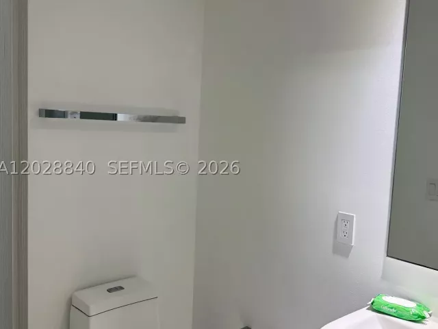 1-bedroom condo for sale in Miami - 801 S Miami Ave 1808 - MondialRealty