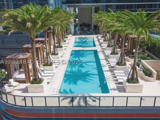 1-bedroom condo for sale in Miami - 801 S Miami Ave 1808 - MondialRealty