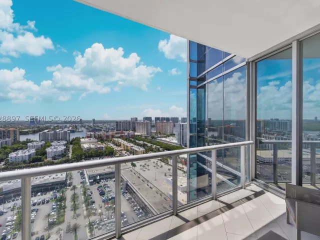 3-bedroom condo for sale in Sunny Isles Beach - 17121 Collins Ave 2601 - MondialRealty