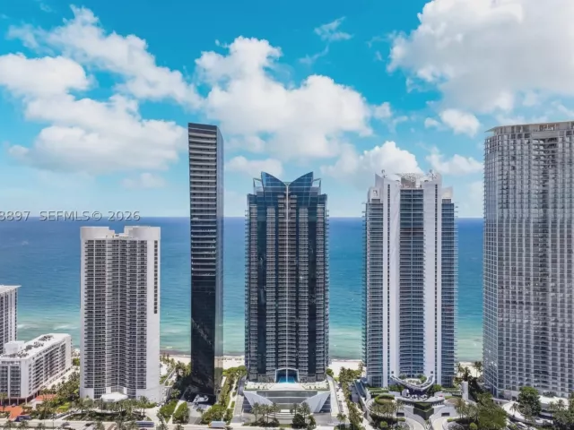 3-bedroom condo for sale in Sunny Isles Beach - 17121 Collins Ave 2601 - MondialRealty