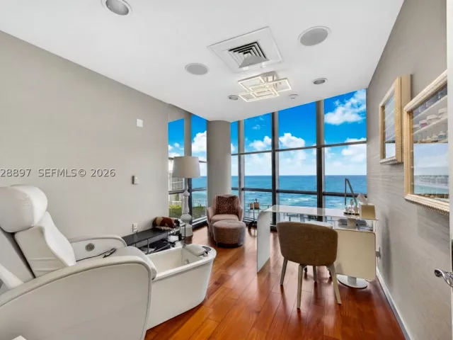 3-bedroom condo for sale in Sunny Isles Beach - 17121 Collins Ave 2601 - MondialRealty