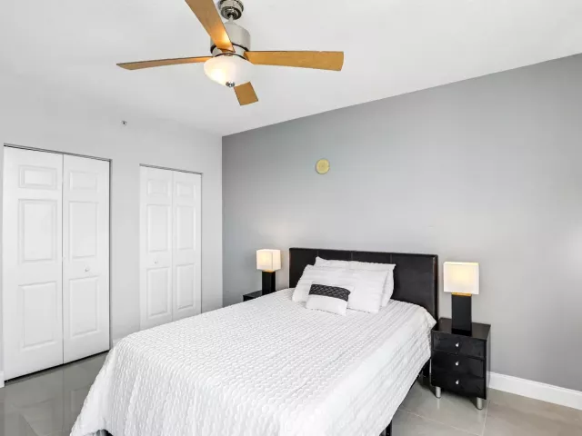 2-bedroom condo for sale in Hallandale Beach - 1755 E Hallandale Beach Boulevard 1207 E - MondialRealty