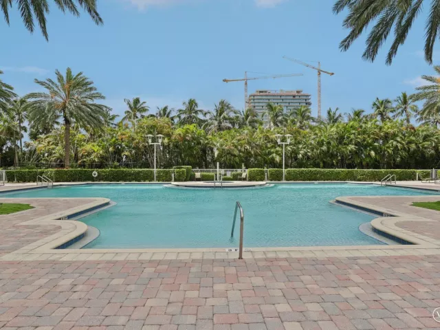 2-bedroom condo for sale in Hallandale Beach - 1755 E Hallandale Beach Boulevard 1207 E - MondialRealty
